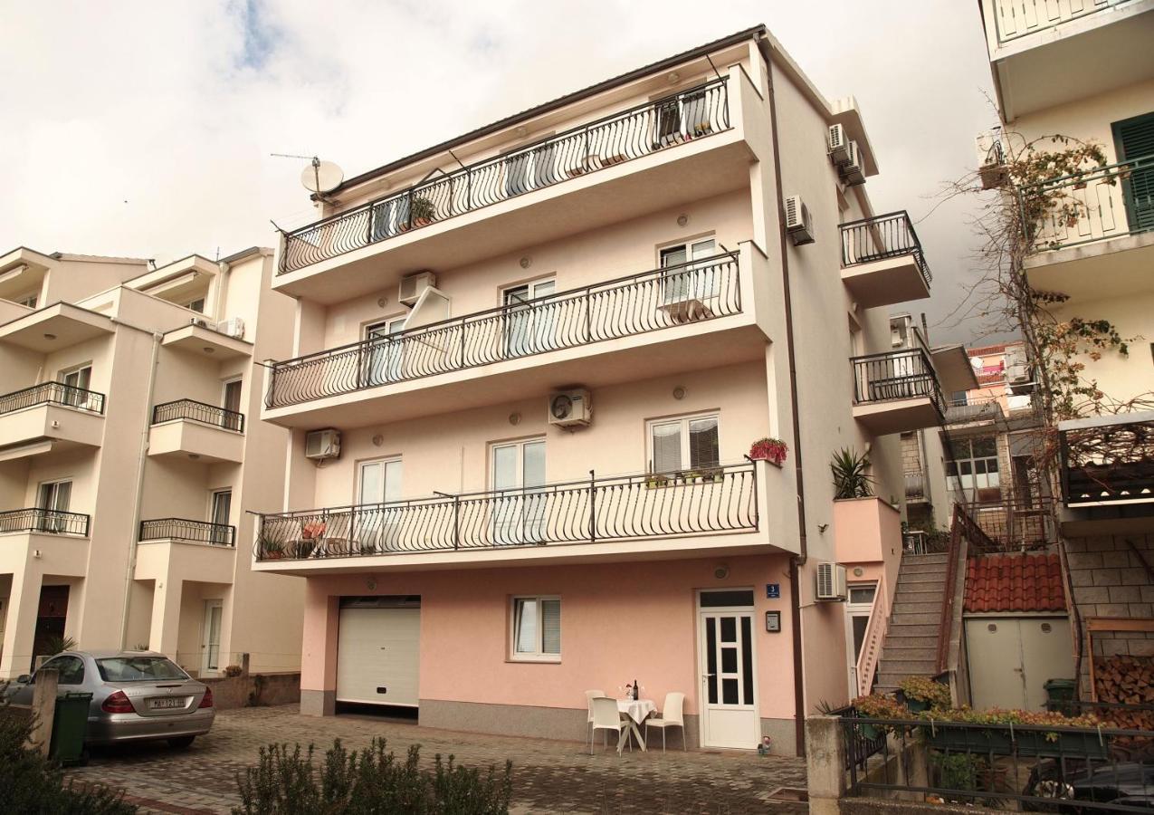 מאקרסקה Apartman Mario מראה חיצוני תמונה