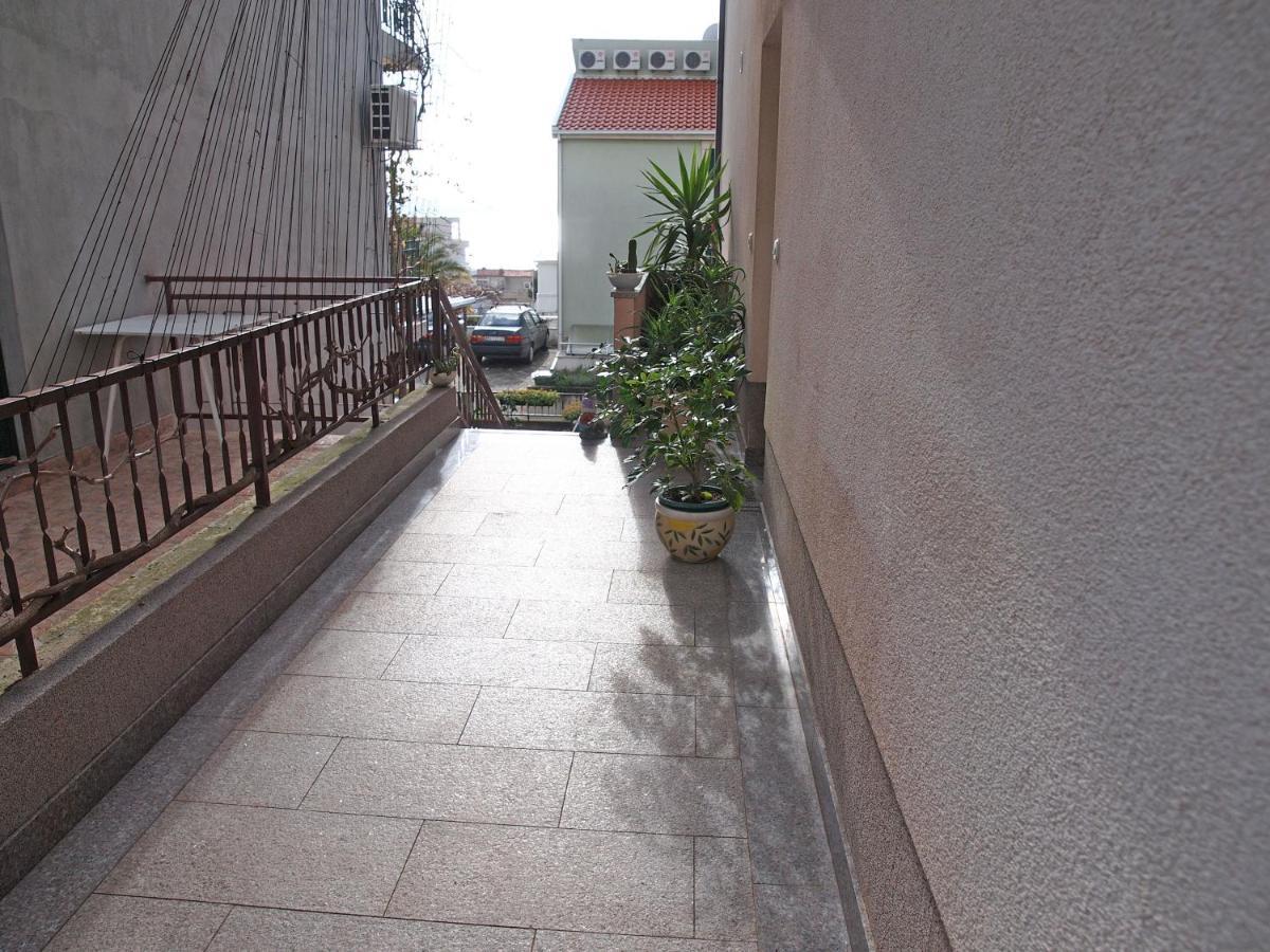 מאקרסקה Apartman Mario מראה חיצוני תמונה